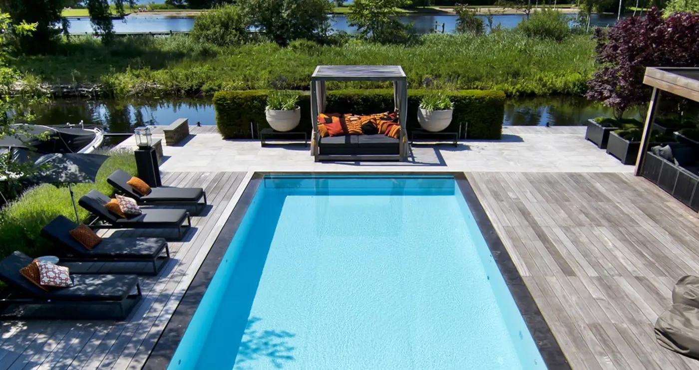 Overloop Zwembad 0670